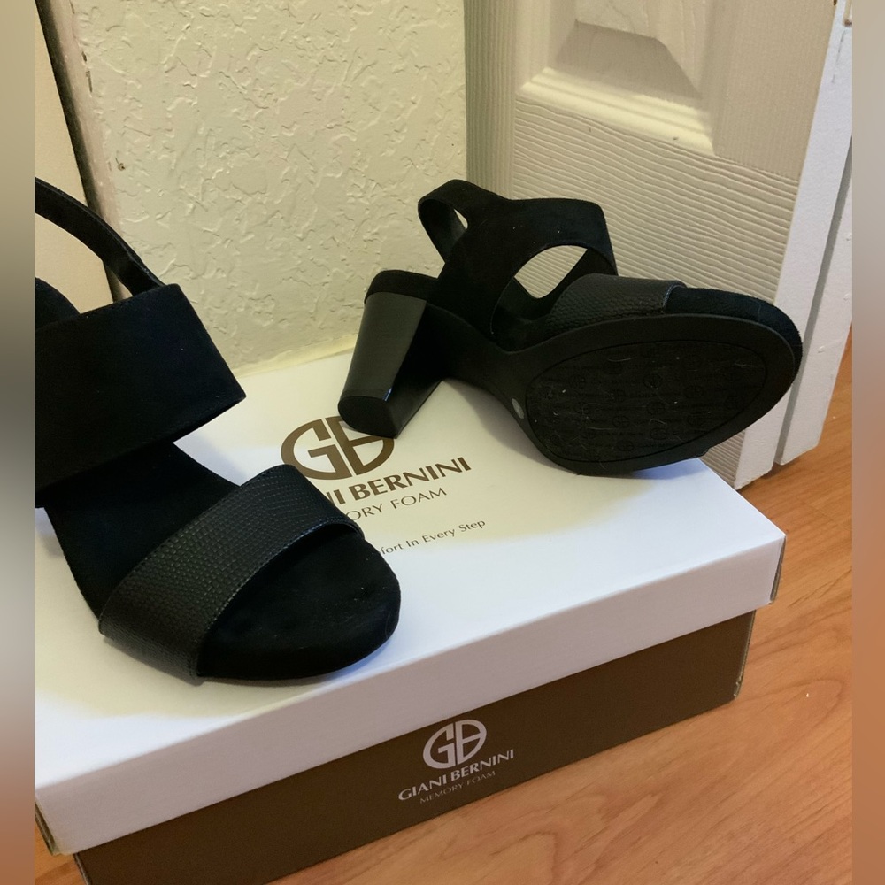 Memory foam heels
